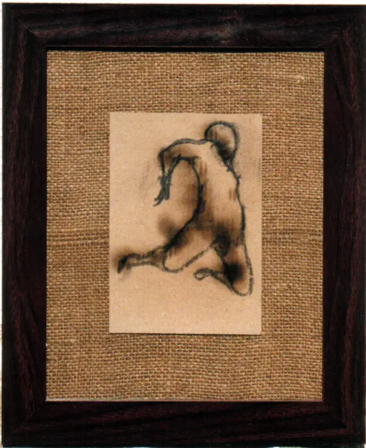 DD_DIBUJOS.Figura 031 (1998), carboncillo,fuego,cartón-11 x 6 cms.